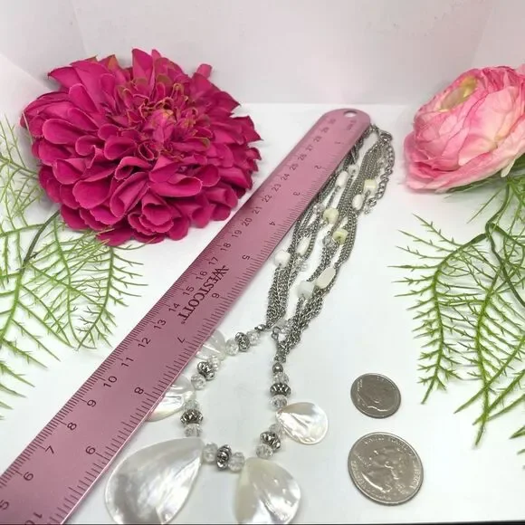 NEW⚜️MOTHER OF PEARL Teardrop Pendant Necklace - Picture 7 of 9